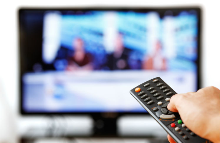 Ver televisión puede aumentar el riesgo de muerte prematura.